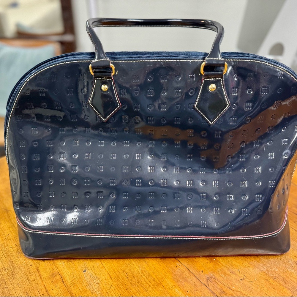Arcadia Navy Tote with white and red stitching - Picture 4 of 9